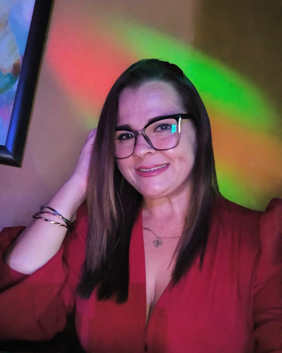 Taty Garcia — Consteladora